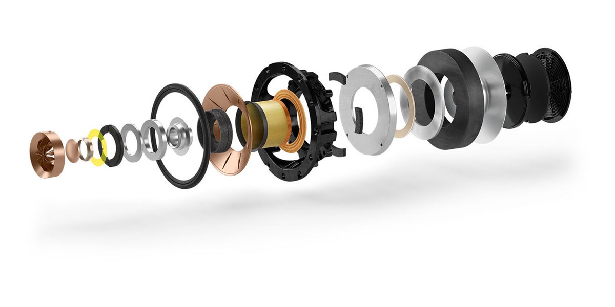 KEF R3 Meta Noyer Clair - Enceinte Bibliothèque (la paire) – Image 5