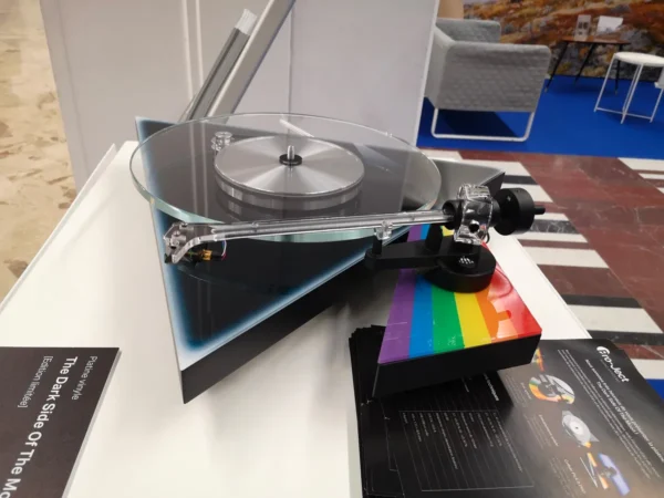 Pro-ject The Dark Side of the Moon – Image 11